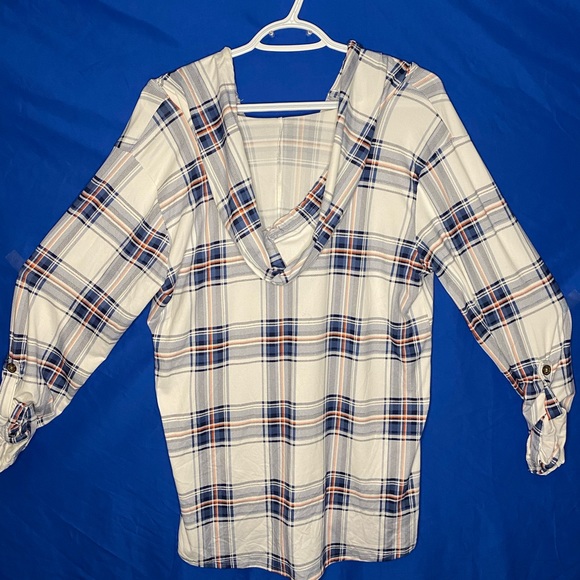 MyStyle button up plaid sweater in good condition. (Worn: 0) - Picture 2 of 3